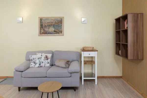 Ferienwohnung Hochzeitskoje Waren Wohnzimmer Sofa  Hochzeitskoje