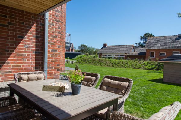 Bootshaus I Zuhause im Bootshaus Nordsee - Gartenblick