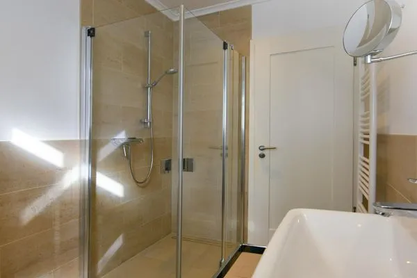 Badezimmer Ferienhaus Charlotte 48 Ferienwohnung kleine Charlotte