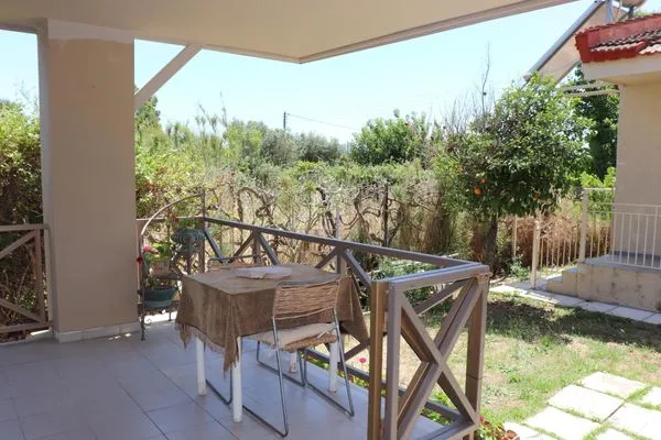 Facade / entrance  Vivi