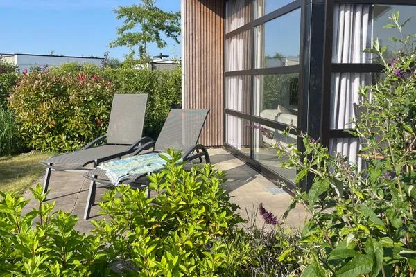  Marina Strandbad Chalet Inselperle mit Zaun Nr. 84