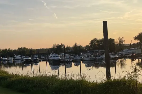  Marina Strandbad Chalet Inselperle mit Zaun Nr. 84