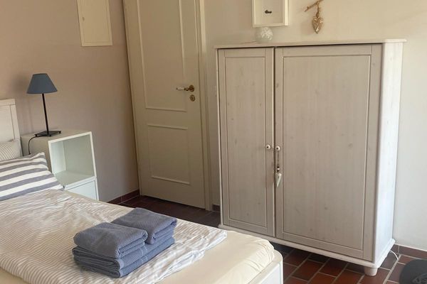  Haus Nepomuk Whg. 2 Nebel - Schlafzimmer