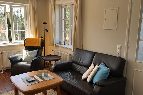  Haus Nepomuk Whg. 3 Nebel - Wohnzimmer