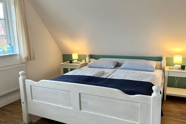  Haus Nepomuk Whg. 4 Nebel - Schlafzimmer