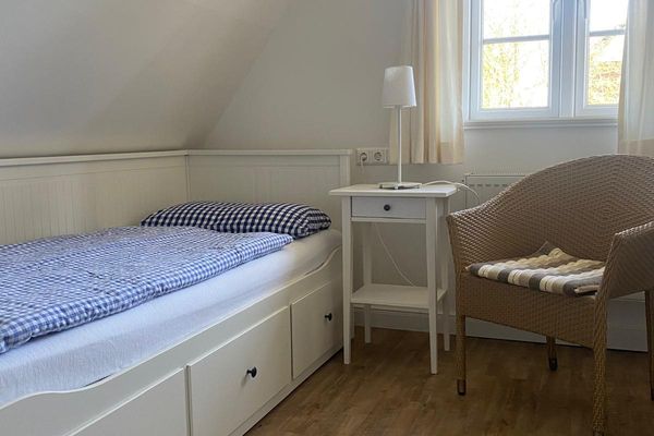  Haus Nepomuk Whg. 4 Nebel - Schlafzimmer