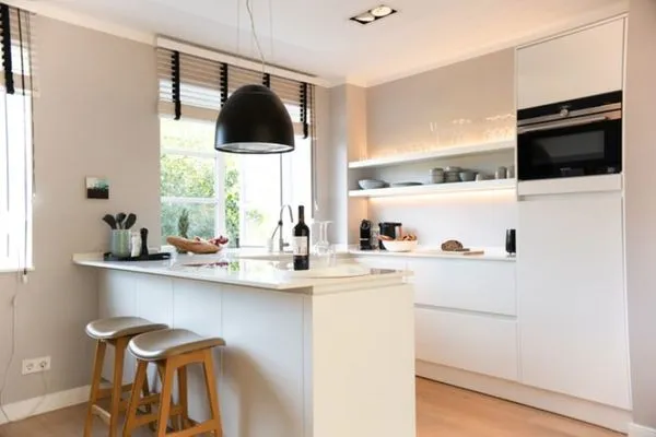 Küche / Küchenzeile  List Lounge