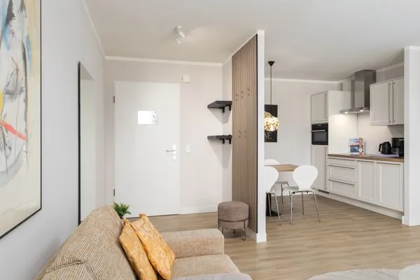 Ferienwohnung Windflüchter Aparthotel Zingst - Blick zum Eingangsbereich  Windflüchter