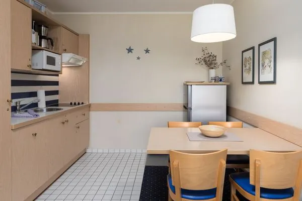 Ferienwohnung Seestern Zingst Küche mit Esstisch  Seestern