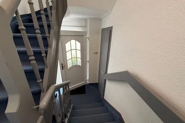 Fassade / Eingang Haus Kehrwieder Datscha Gartenhaus