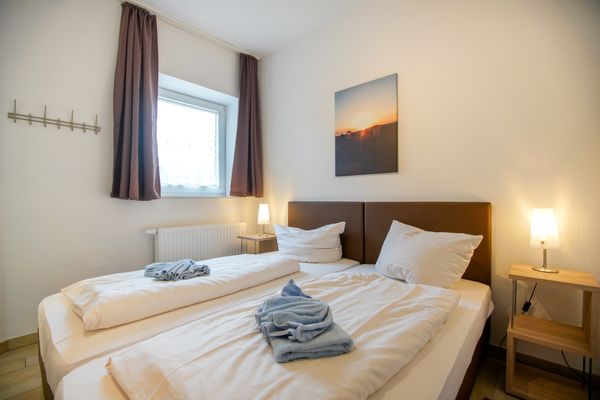 Haus Derk Juist - Bakhus Borkum - Zweites Schlafzimmer, mit Boxspringbett