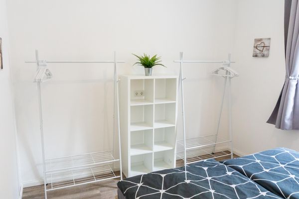  Ferienwohnung Amrum auf dem Holmhof Poppenbüll,Osterhever,Tetenbüll - Kleiderständer