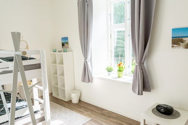  Ferienwohnung Amrum auf dem Holmhof Poppenbüll,Osterhever,Tetenbüll - Zweibettzimmer