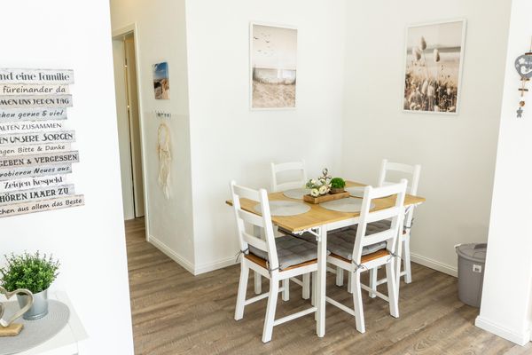  Ferienwohnung Sylt auf dem Holmhof Poppenbüll,Osterhever,Tetenbüll - Esstisch