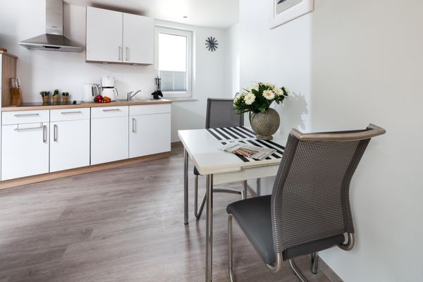 König Apartments Wohnung 1  - Küche / Küchenzeile
