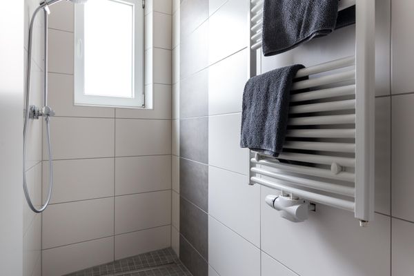König Apartments Wohnung 1  - Badezimmer