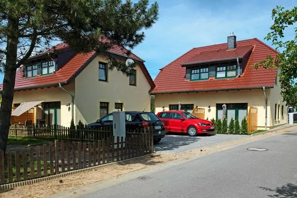 Main view Doppelhäuser zum Reetmoor Haus Theresa