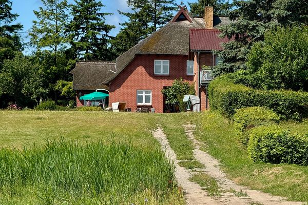 BAUERNHAUS KRULL App.02 Ostseebad Ahrenshoop - 