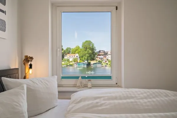 Seehus Malchow Schlafzimmer 1  Seehus