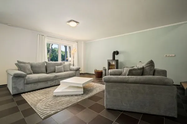 Einfamilienhaus Träumerei Alt Schwerin Wohnzimmer mit Kamin  Träumerei