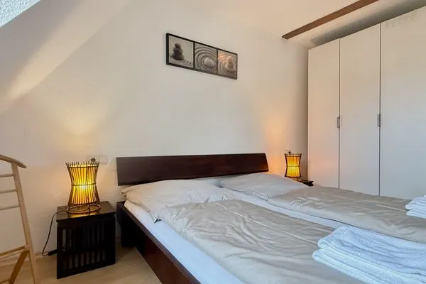  Ferienwohnung Doberauer Lindau Insel - Schlafzimmer - Doppelbett