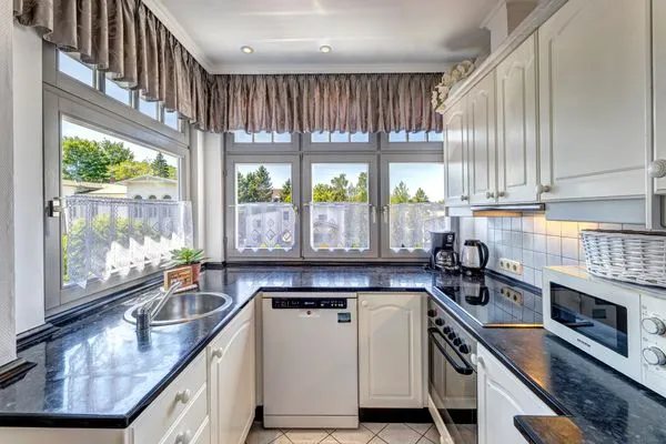 offene helle Küche  Haus Seeadler, Whg. Sturmmöwe