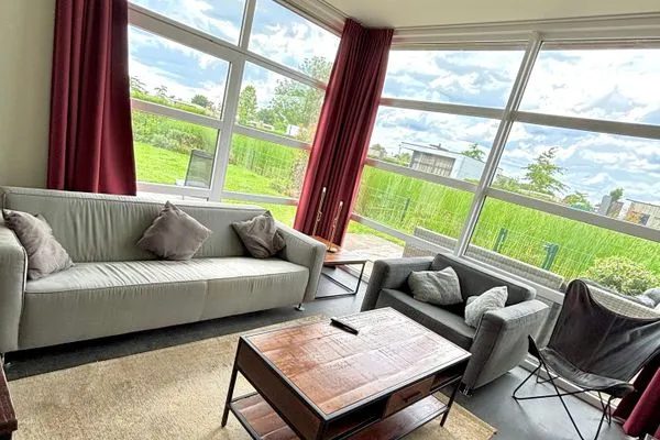  Marina Strandbad Chalet RiverLodge mit Zaun Haus Nr. 94