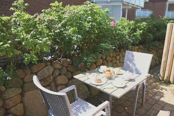 Terrasse  Kampstr. 9, W3, GB3