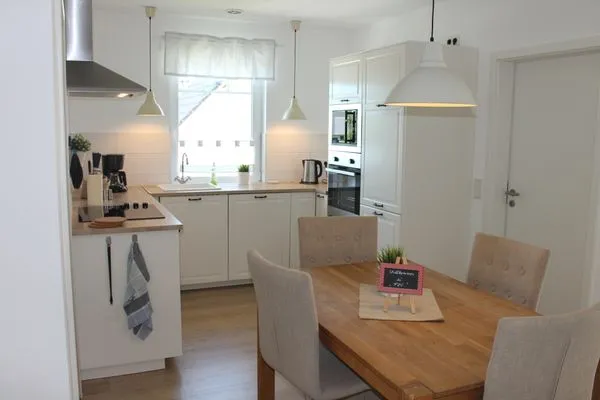 Küche / Küchenzeile  F 86