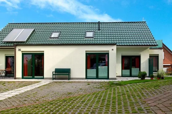 Hauptansicht Inselhäuser Kaltenhof Inselhaus Poel 2