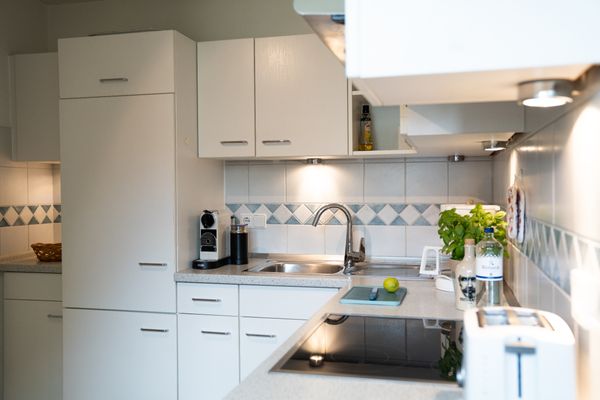 Achtern Diek Haus 9 Wohnung 5 Zingst - Küche / Küchenzeile