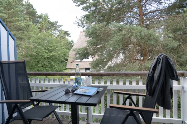 Achtern Diek Haus 9 Wohnung 5 Zingst - Balkon