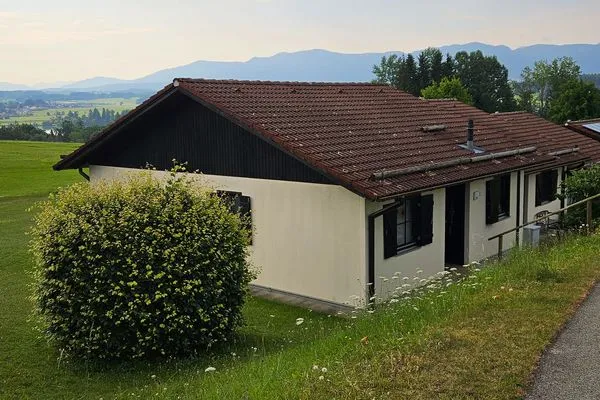 Landschaft Feriendorf Hochbergle Haus 111