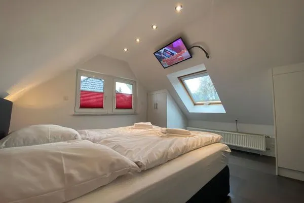 Flipper Schlafzimmer  Flipper