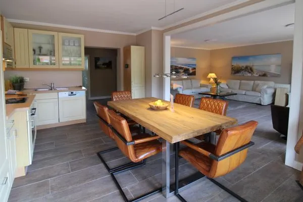 Wohnzimmer  Küstenglück – Urlaub mit Garten, Kamin & Komfort