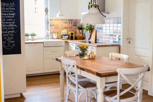 Küche / Küchenzeile  Ostwind