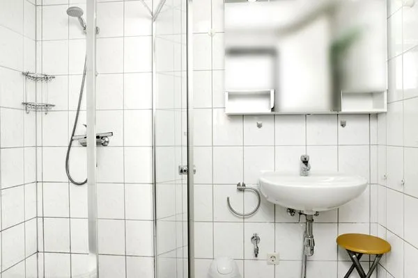 Badezimmer Buchenweg Whg.24, Sommerfeld, EG li