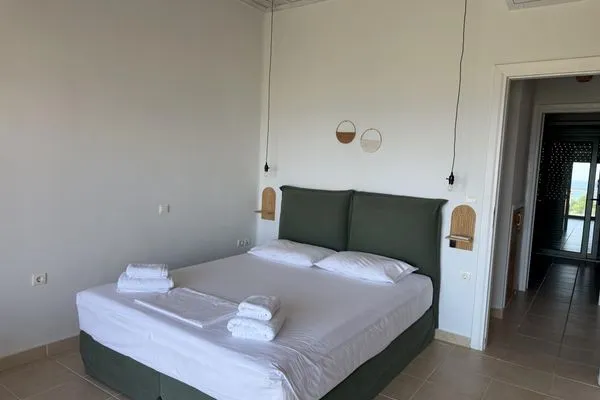 Bedroom  Nanita Stone House