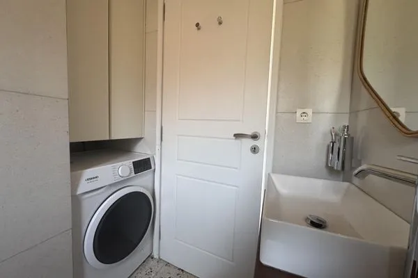 Bathroom  Nanita Stone House