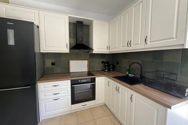 Kitchen  Nanita Stone House