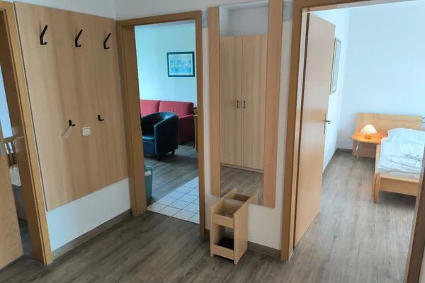 Fassade / Eingang  Mecklenburg 05