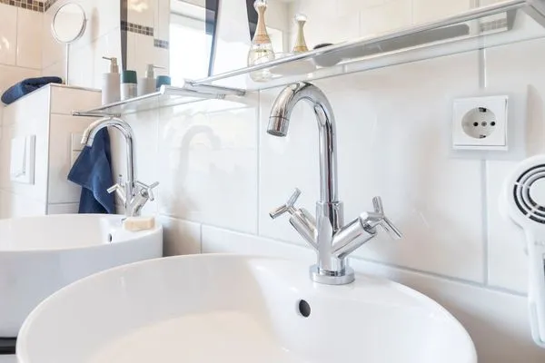 Badezimmer  FeWo Südwarts - Kamin, Sauna, Meerblick