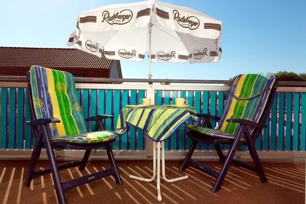 Balcony Ferienwohnungen Am Lotsenstieg Abendrot