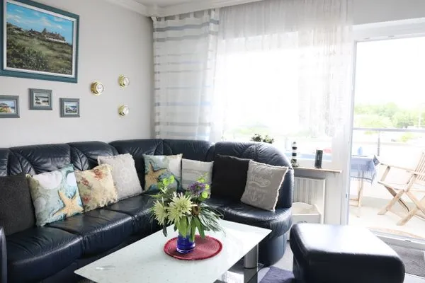 Wohnzimmer  Kjeirstr. 19-21, Whg. 16