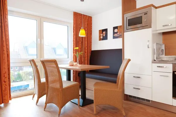 Kitchen Haus Südwester Knurrhahn