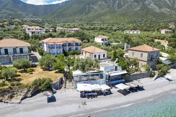 Bird's eye view  Nanita Stone House