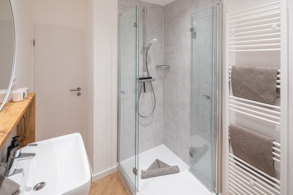  NEY 12  - Badezimmer