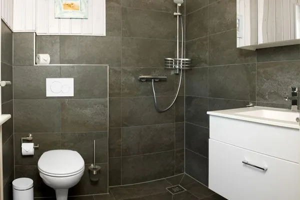 Badezimmer Dänisches Ferienhaus am Salzhaff, Ferienhaus "Midsommar"