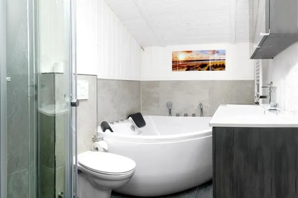 Badezimmer Dänisches Ferienhaus am Salzhaff, Haus Wattläufer