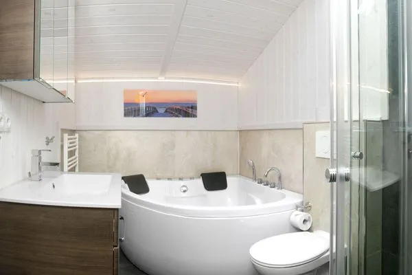 Bathroom Dänisches Ferienhaus am Salzhaff, Haus Strandhafer